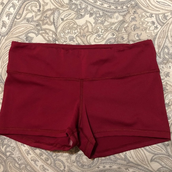 Fleo Pants - Maroon Fleos